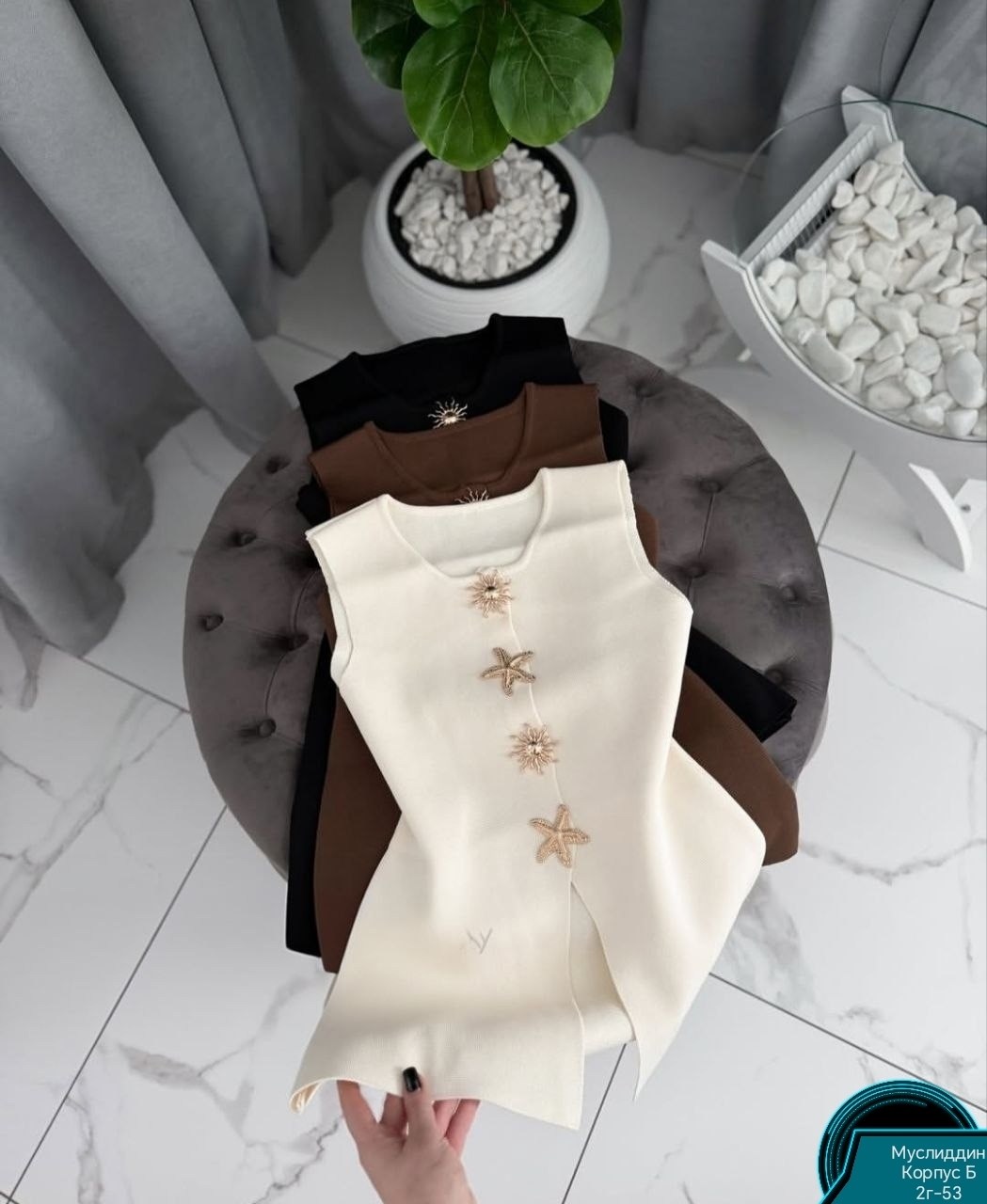 женский свитер,свитер с вышивкой,,джемпер с вышивкой,джемпер