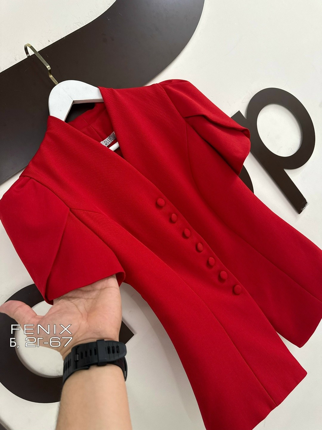 женские жакеты,женский костюм,жакет,стильный жакет,приталенный жакет