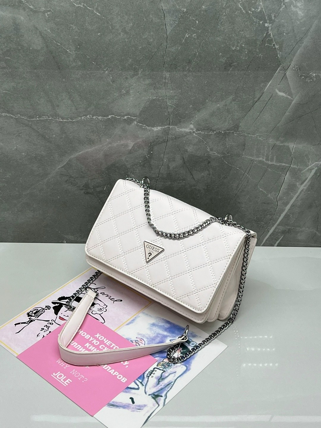 сумка guess белая,сумка guess женская,guess сумка,белая сумка guess женская сумка на цепочке клатч,сумка женская guess hwq g8748200 белая