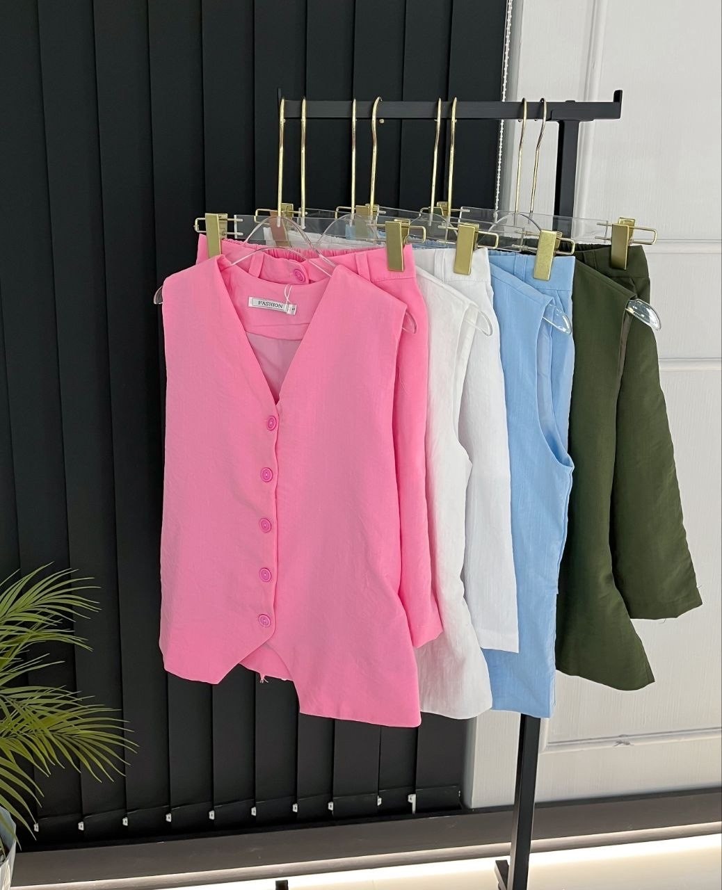 летний женский костюм,костюм с шортам,костюм женский летний с шортами,летние костюмы,костюм с жилеткой