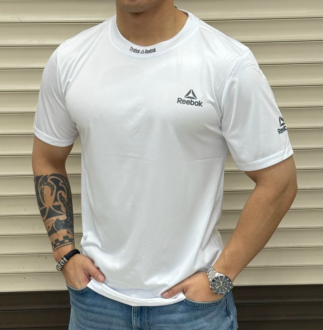 футболка мужская,футболки для мужчин,футболка,мужская черная футболка