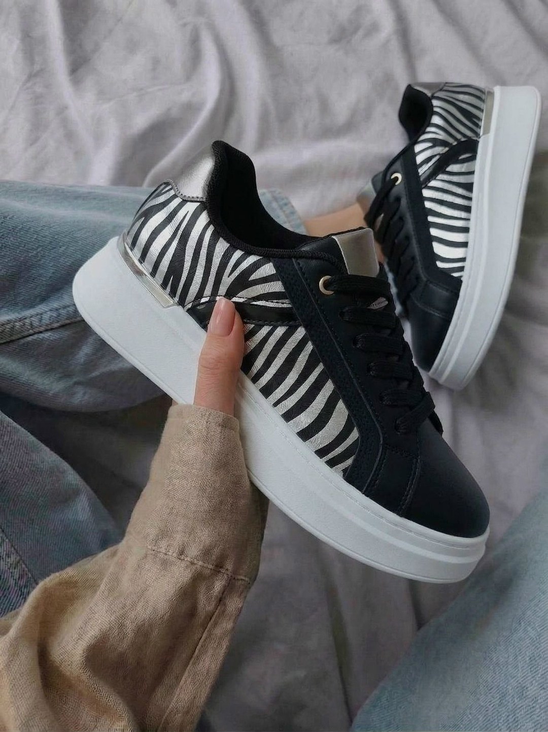 ,кроссовки женскиe,кроссовки модные,женские кеды,кеды женски