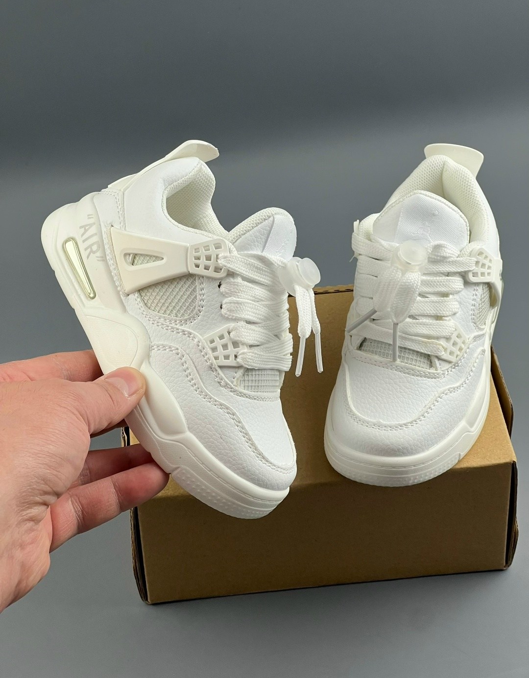 спортивная,кроссовки премиум,женские кроссовки,белые кроссовки,кроссовки