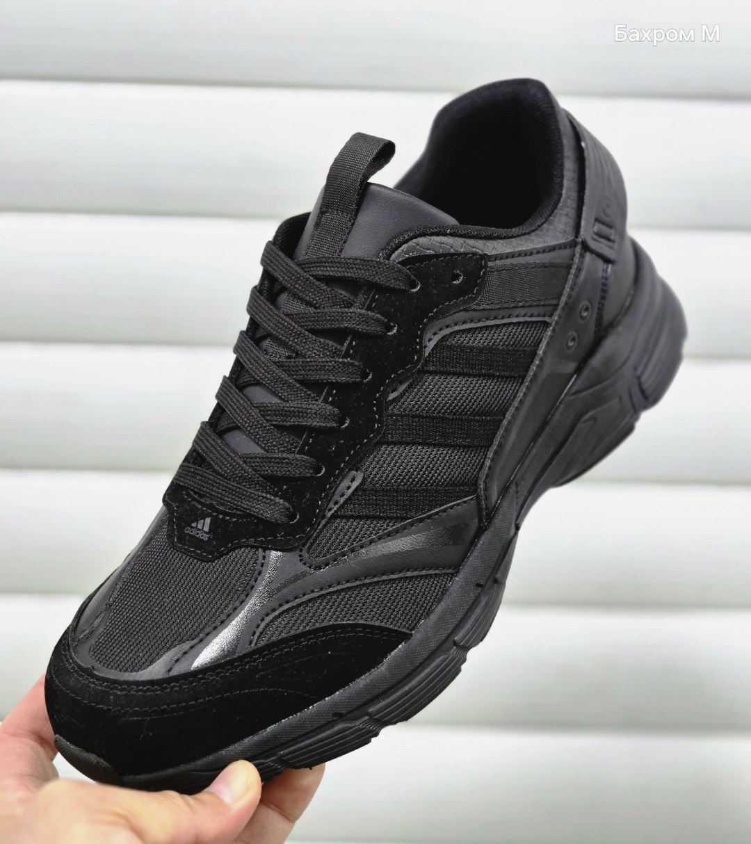 кроссовки мужские adidas,кроссовки adidas,кроссовки мужские адидас,кроссовки адидас,кроссовки адидас белые с черными полосками