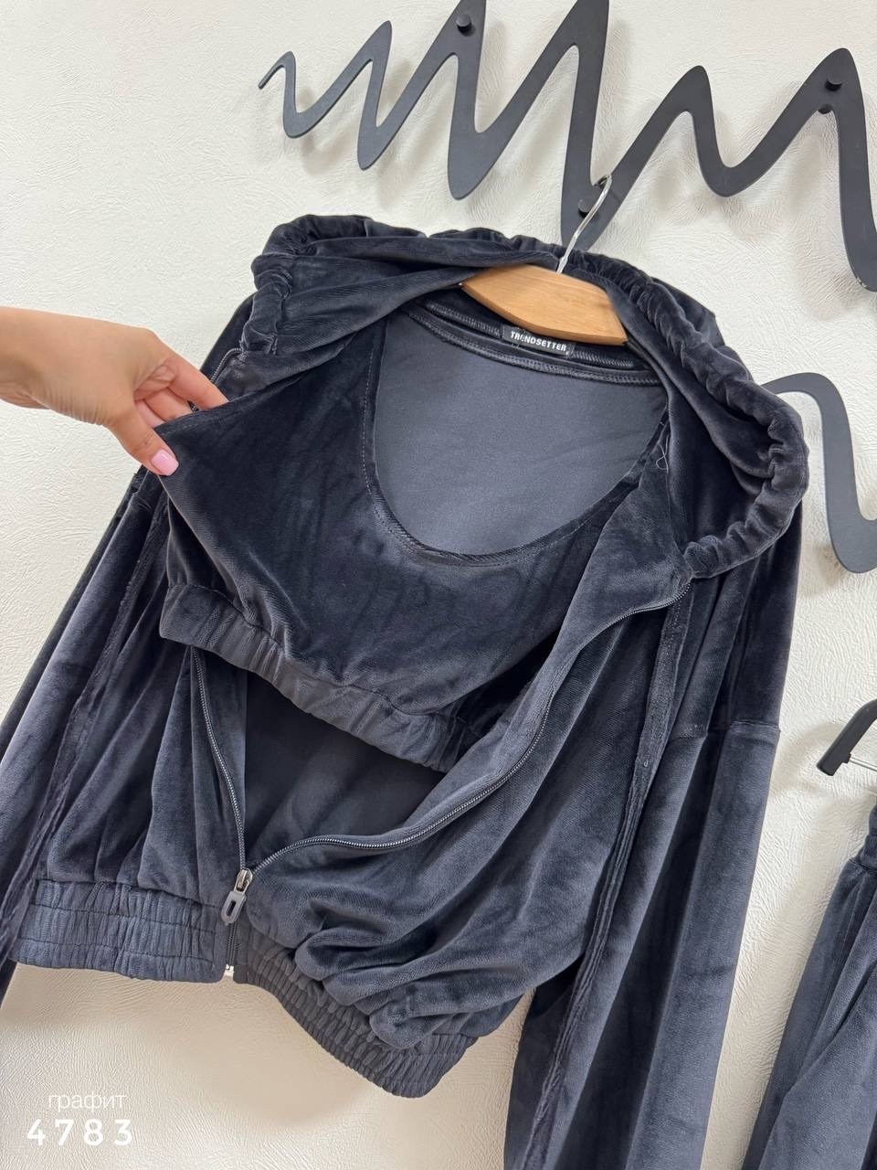 костюм велюровый спортивный,велюровый спортивный костюм женски,велюровый костюм,костюм спортивный женский,костюм велюровый женский