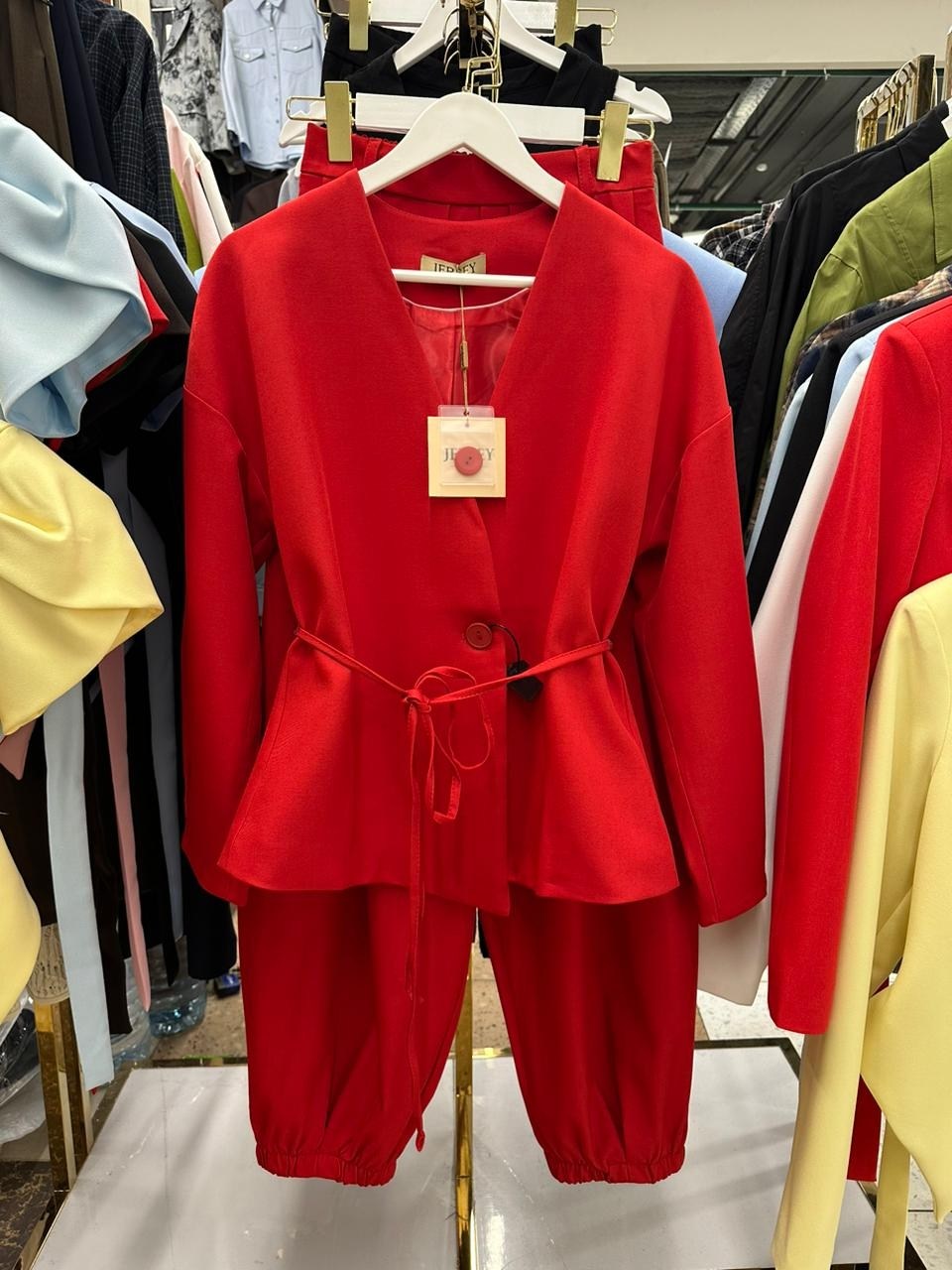 пальто модное,женский блейзер с поясом,блейзер с поясом,женские жакеты,пиджак пальто