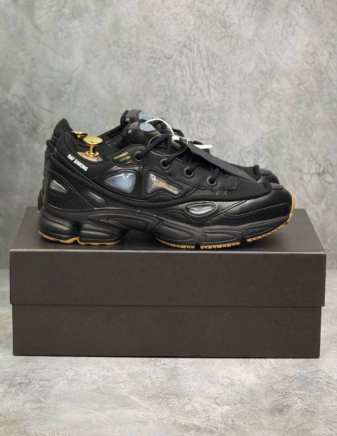 adidas raf simons ozweego 3,кроссовки adidas raf simons x ozweego 3 black corn черный,adidas raf simons x ozweego 3 black corn bb6741,adidas raf simons ozweego,adidas raf simons ozweego black bunny