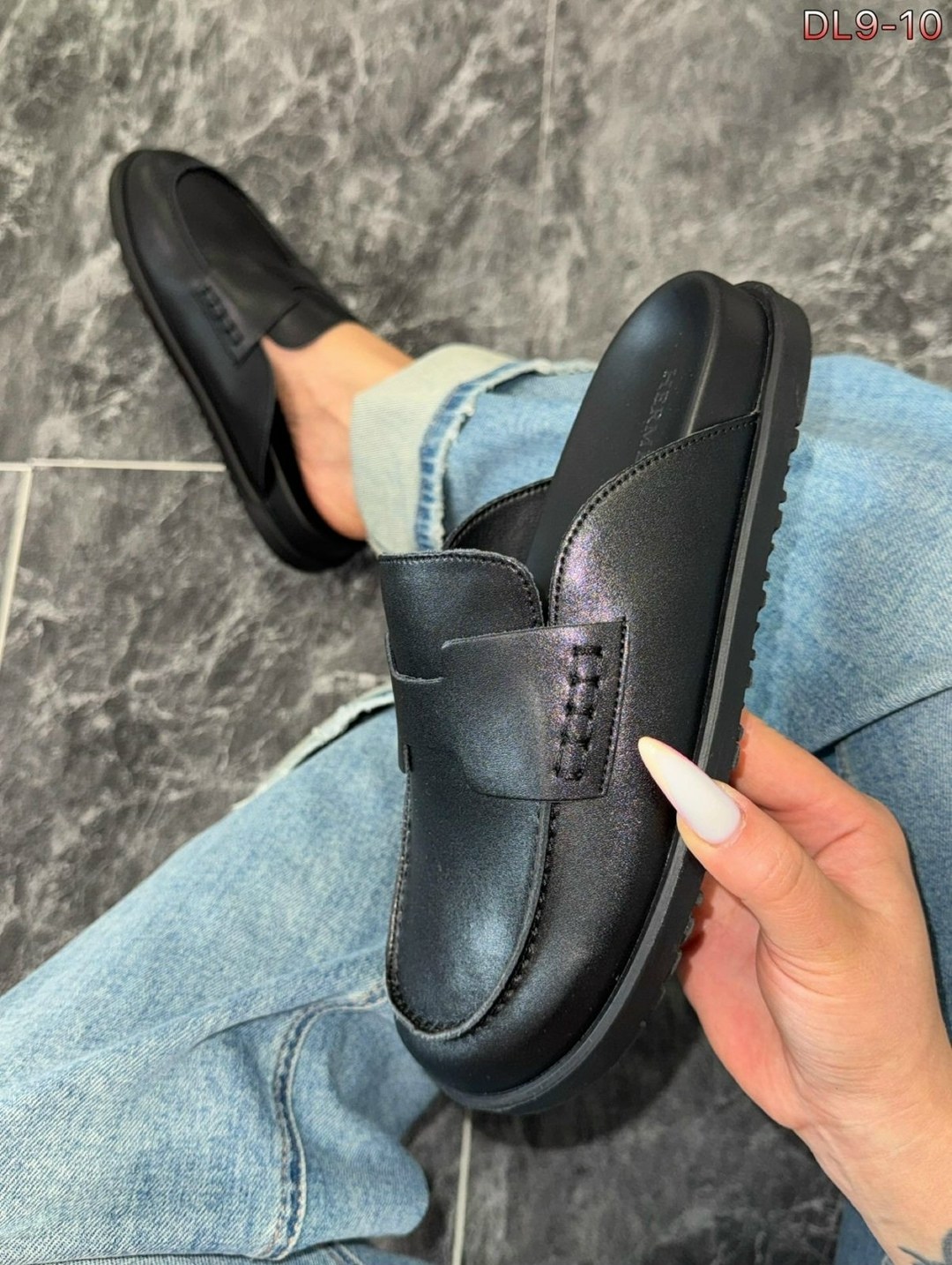 ,hermes сабо женские,замшевые шлепанцы hermes,мюли hermes,замшевые сабо hermes