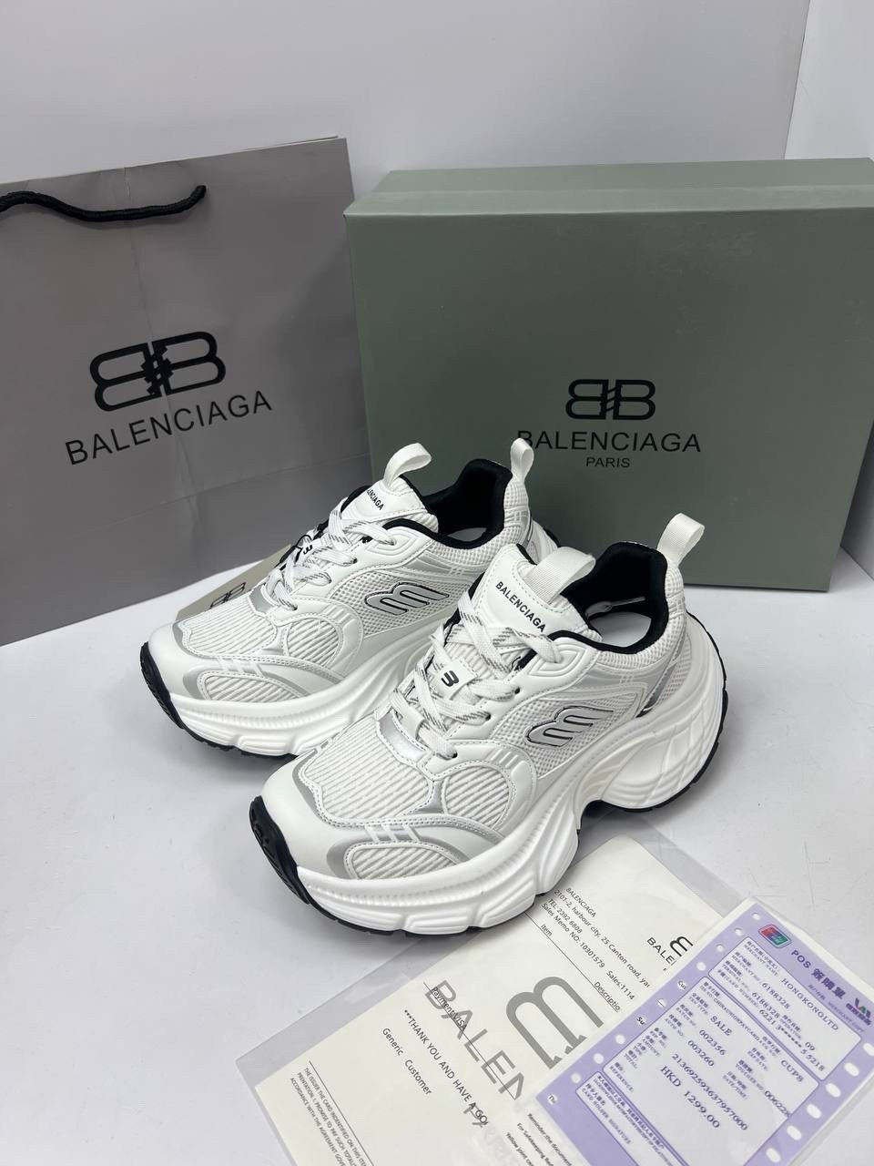 женские кроссовки,кроссовки спортивные balenciaga,женские кроссовки balenciaga,кроссовки женские белый,кроссовки balenciaga
