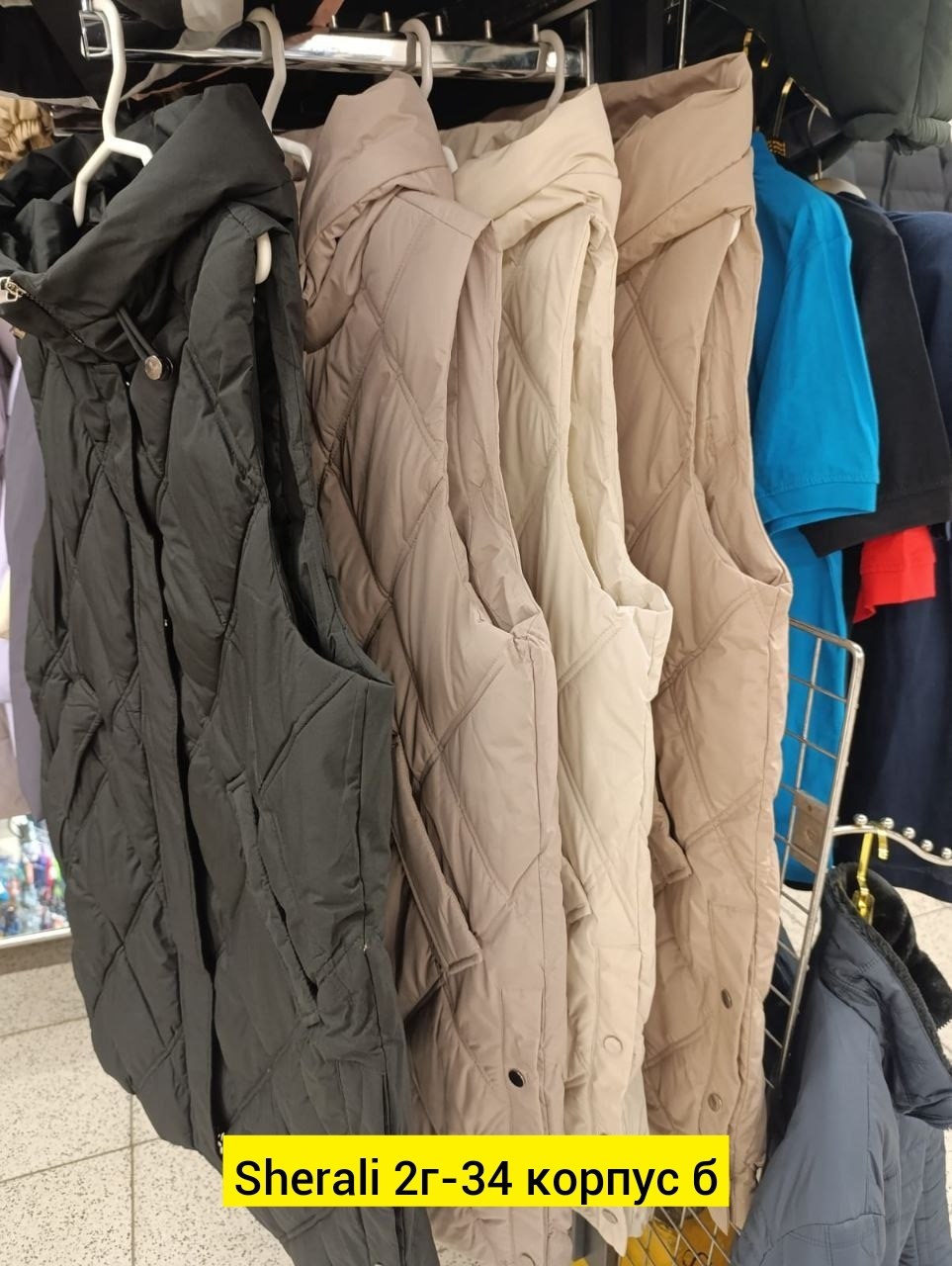 женская жилетка,женские жилеты,демисезонная жилетка,жилетка удлиненная,теплый жилет