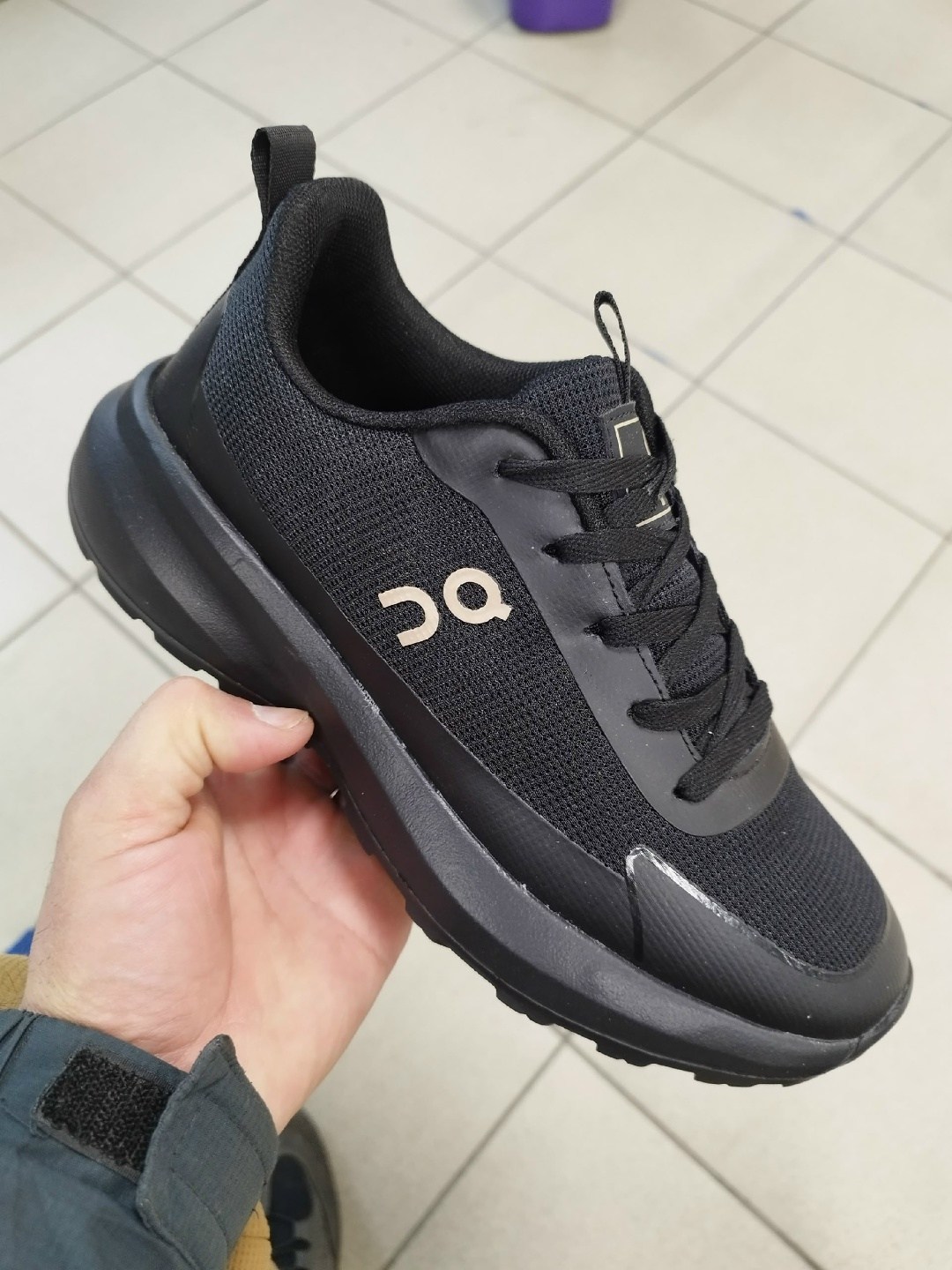 ,lacoste кроссовки мужские,кроссовки lacoste,мужские кроссовки,спортивная