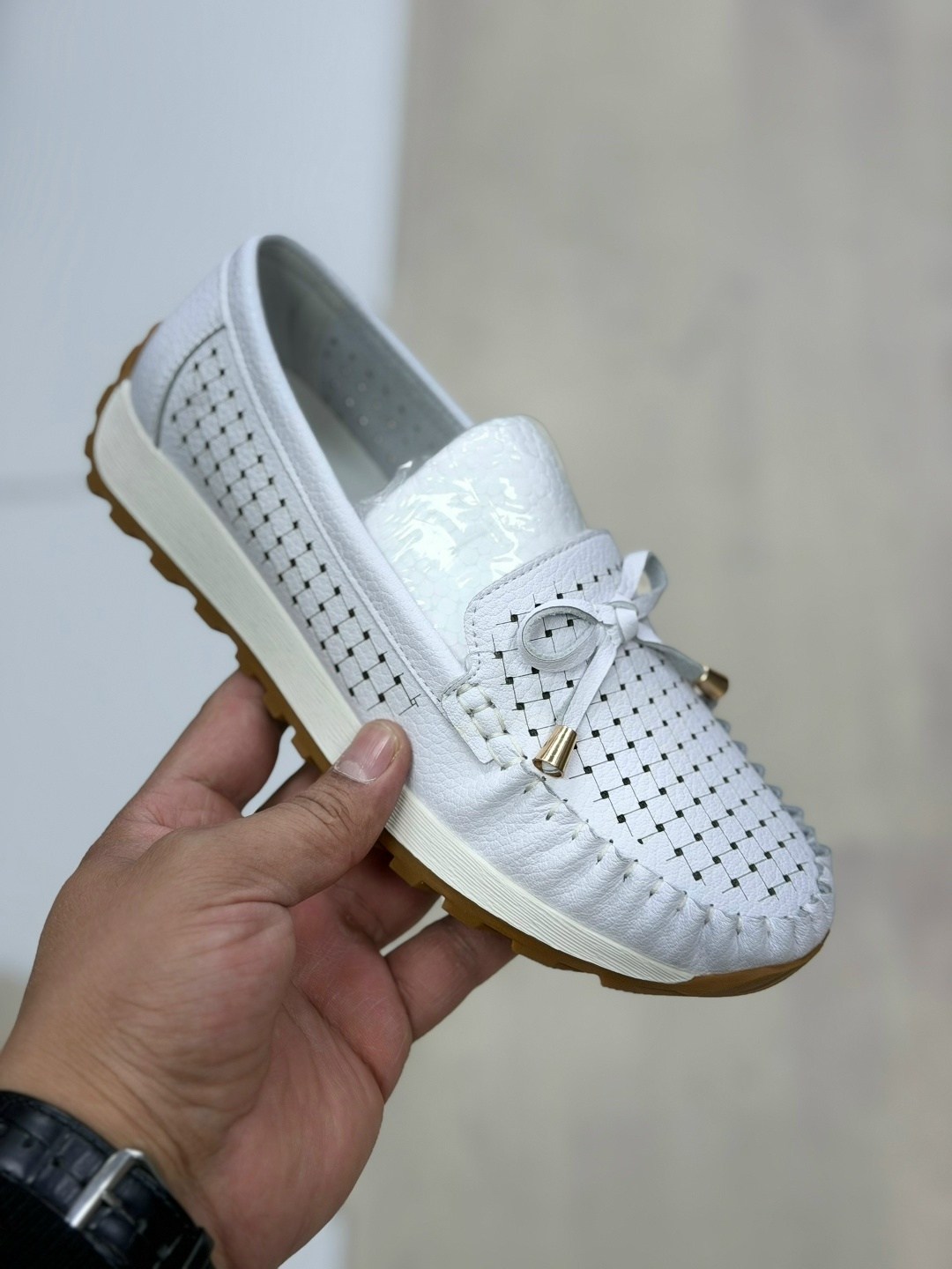 женские мокасины,мокасины с перфорацией,мокасины женские летние натуральная кожа,белые мокасины,