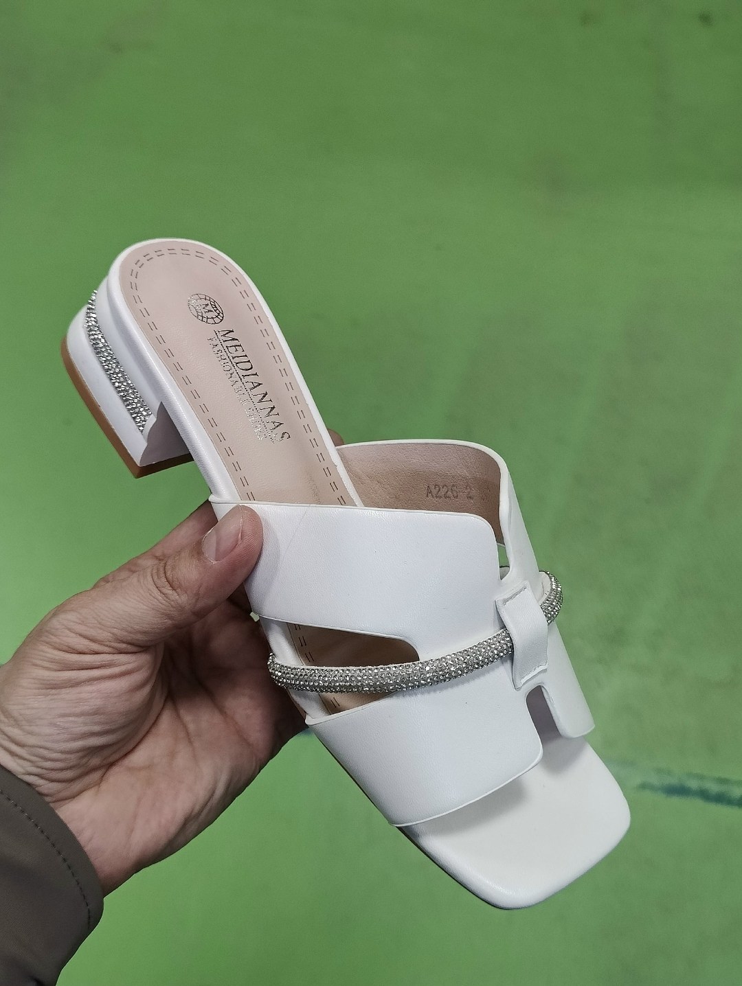 ,женские шлепанцы,женские босоножки,женская ,обуви