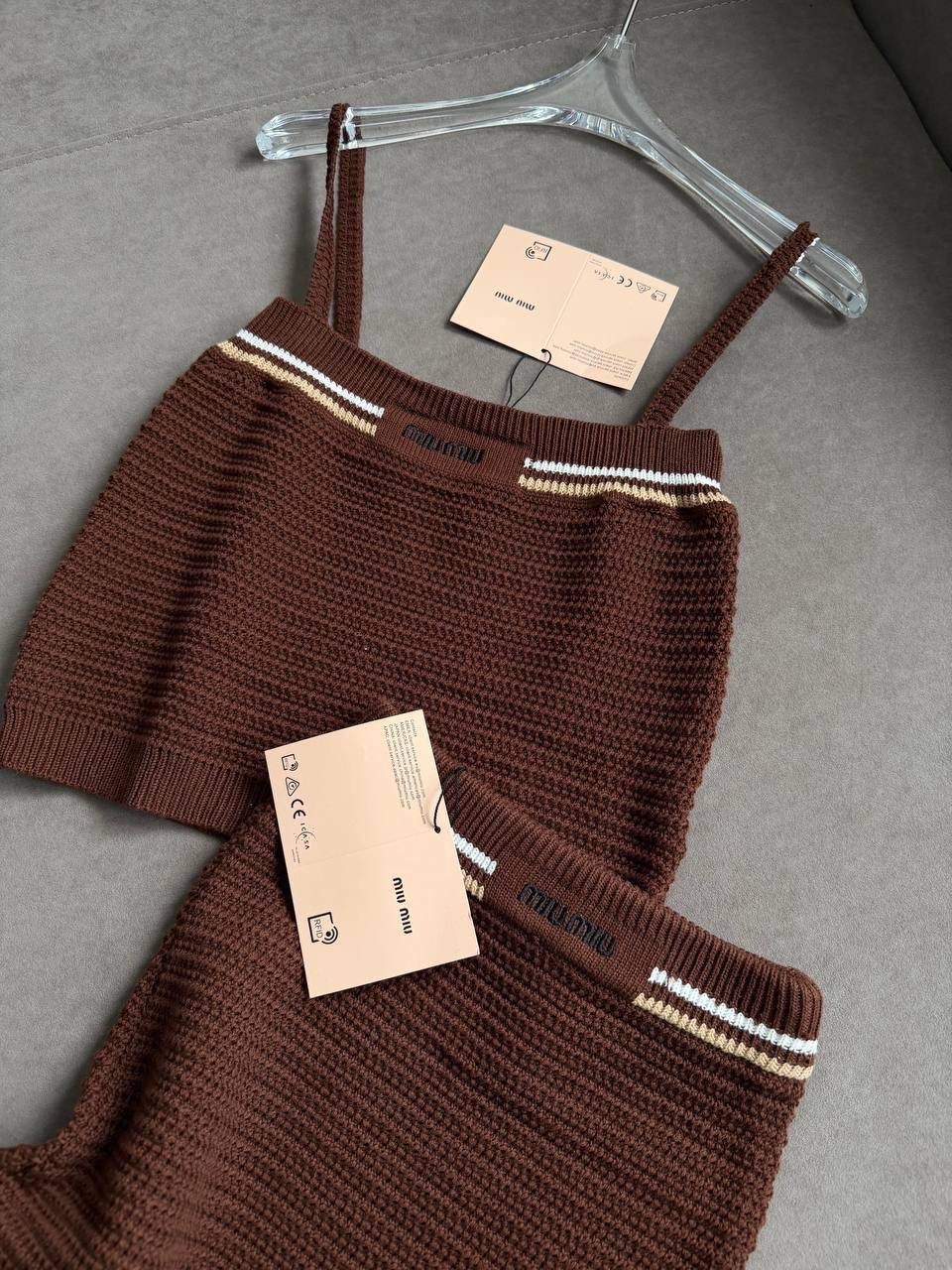 топ вязаный,вязаная майка,трикотажные костюмы,топик вязаный,вязаные идеи