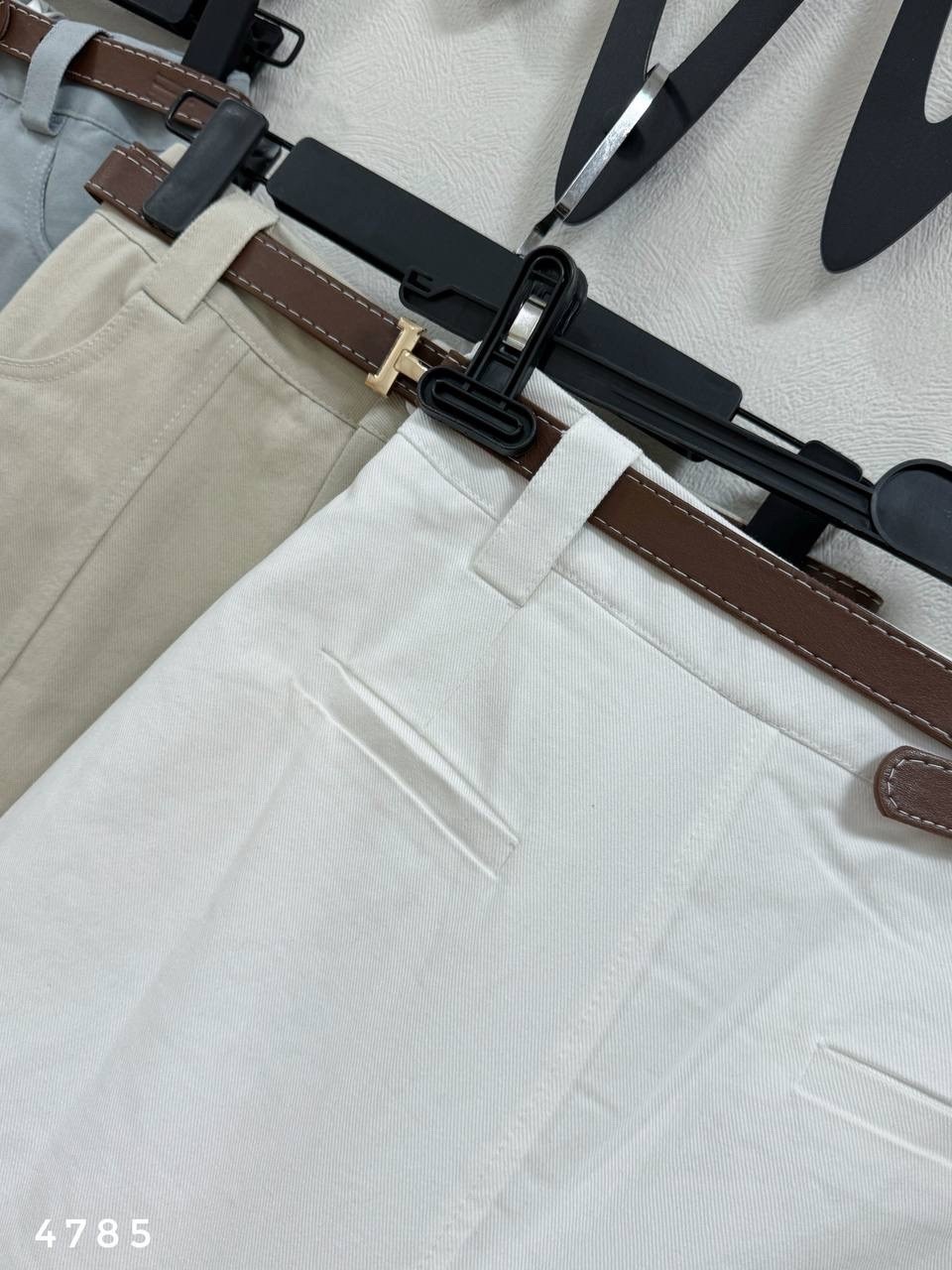 стильные наряды,бежевая юбка,одежда модная,юбка стильная