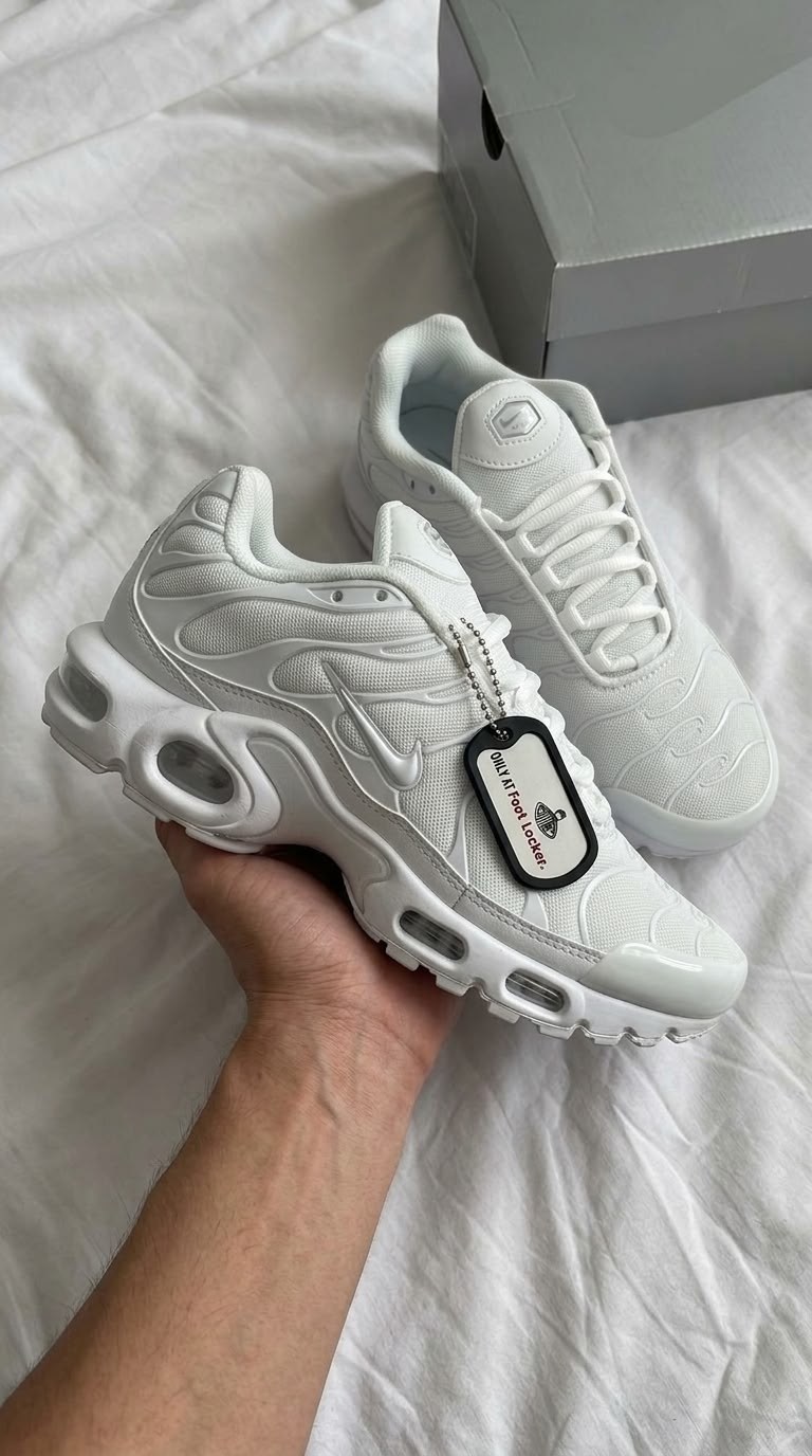 кроссовки nike air max tn plus,nike air max plus tn white,nike air max plus tn,кроссовки nike air max plus,кроссовки