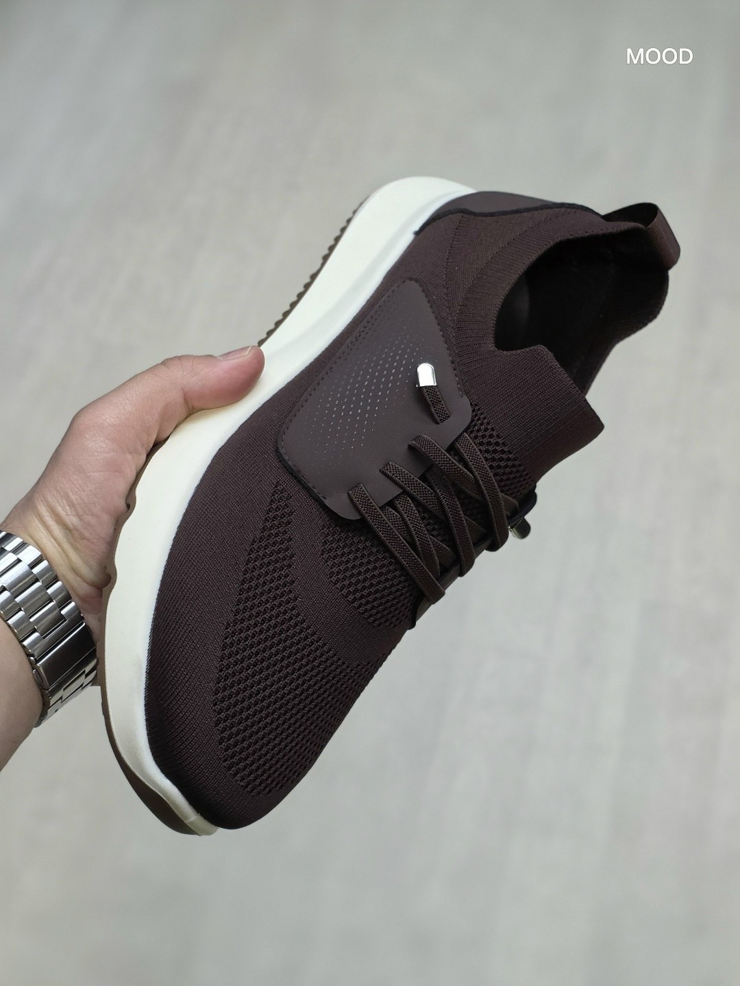 ,бежевые кроссовки,спортивная ,женские кроссовки,мужские кроссовки