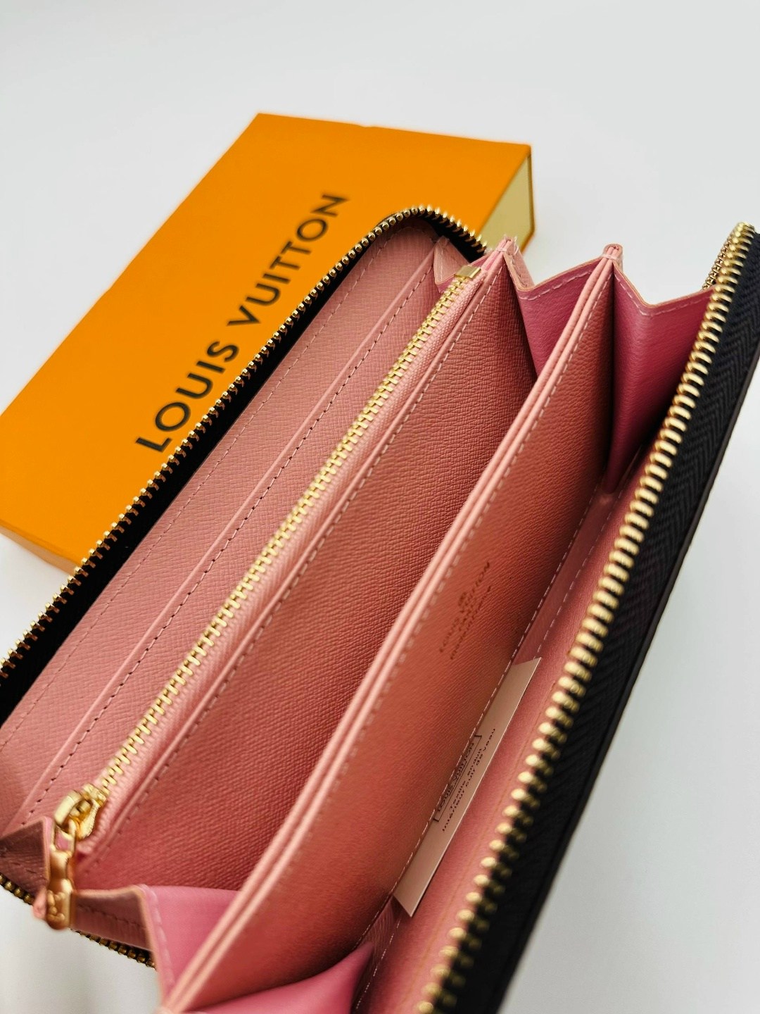 louis vuitton кошелек,женские кошельки,кошелек женский louis vuitton,кошелек луи витон женский,кошелек с принтом