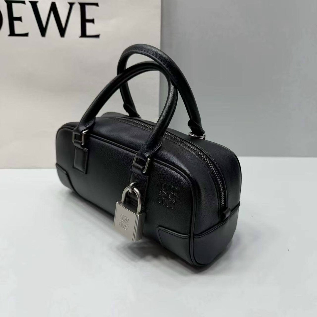 loewe сумка,сумка женская loewe кожаная с ручками,сумка женская loewe из натуральной кожи,женская сумка loewe,сумка