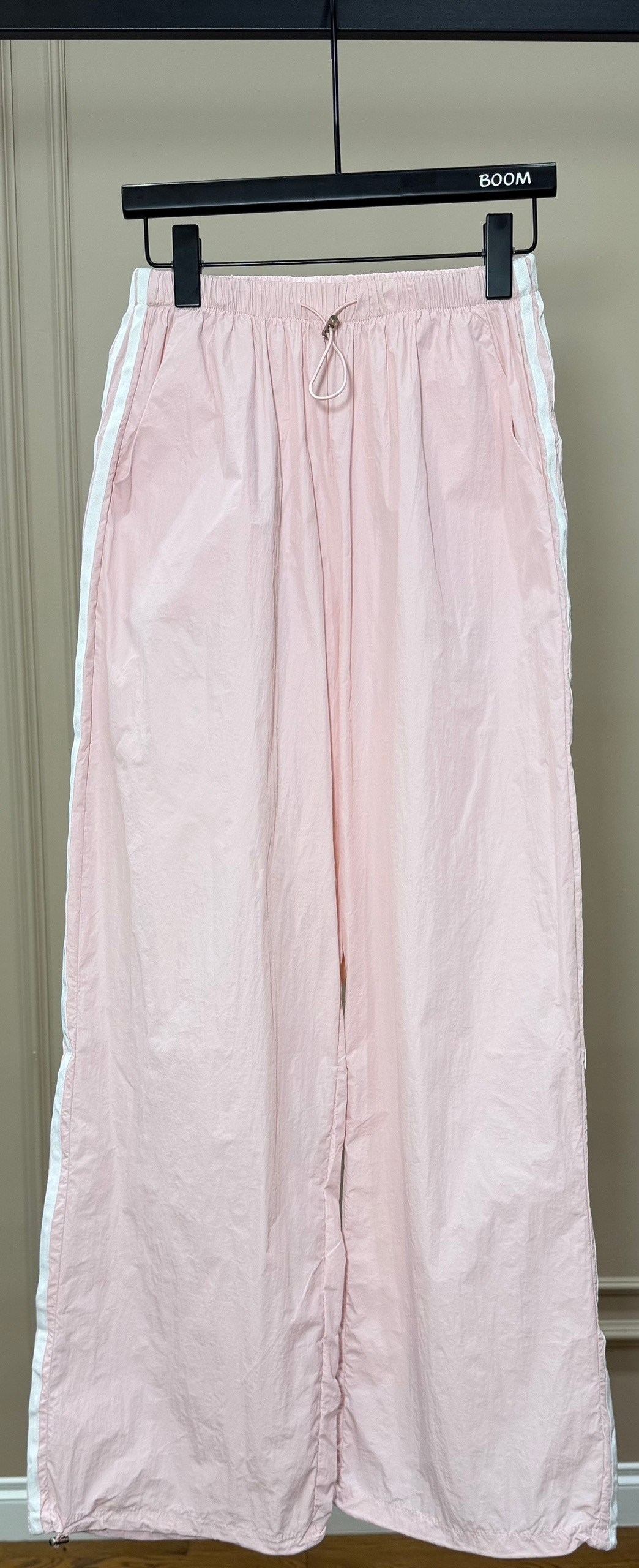 широкие брюки,брюки спортивные,повседневные брюки,брюки яркие,летние брюки