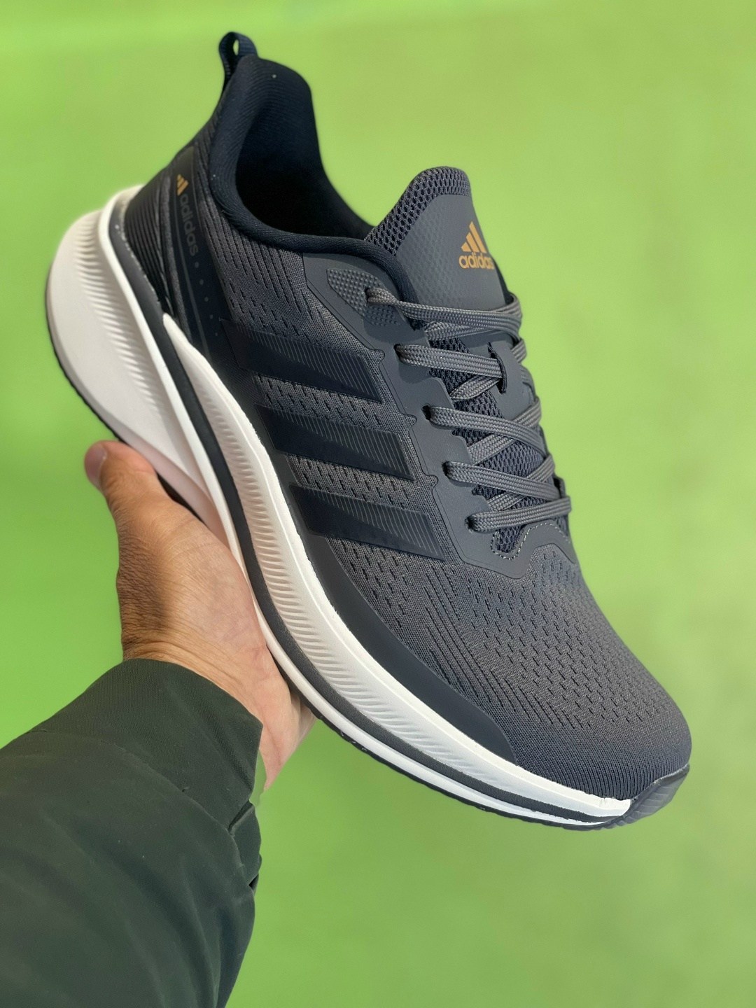 мужские кроссовки adidas,кроссовки adidas,кроссовки,кроссовки адидас дыши,кроссовки адидас новая коллекция 2026