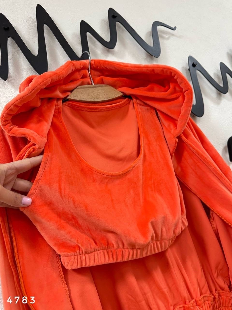 костюм велюровый спортивный,велюровый спортивный костюм женски,велюровый костюм,костюм спортивный женский,костюм велюровый женский