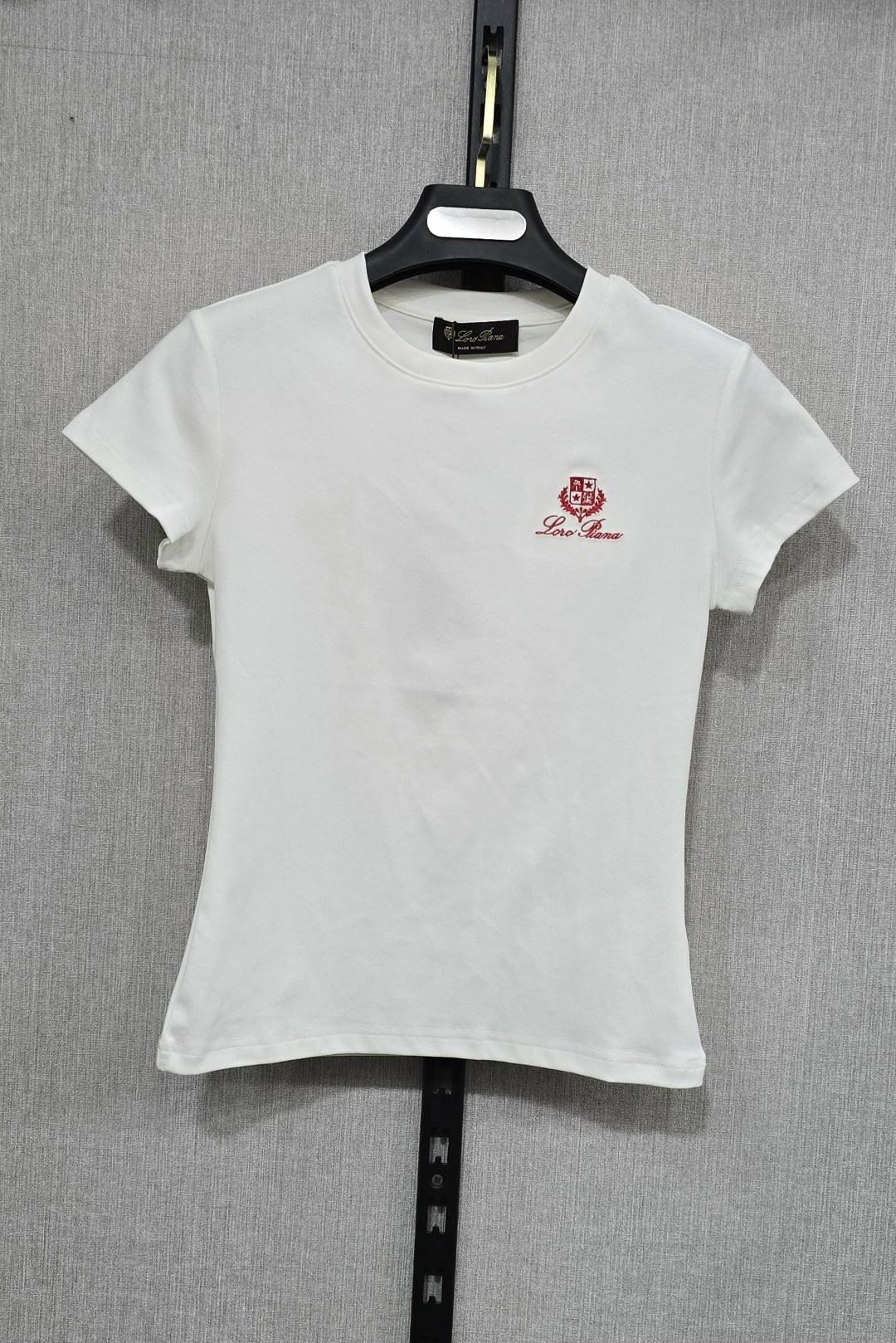 футболки женская,футболки женские мужские,футболка,футболки для женщин,монклер принт футболки