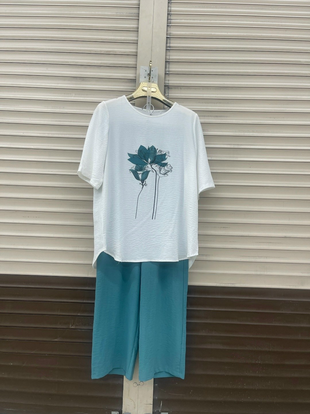 костюм двойка женская,женский костюм,женские костюмы больших размеров,женские летние костюмы,женский брючный костюм