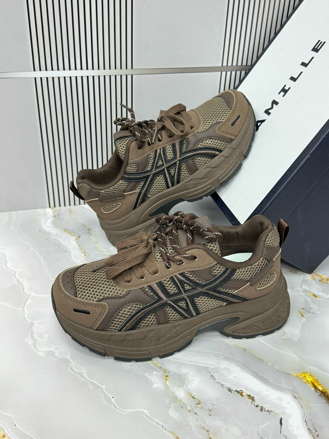 ,кроссовки женские asics,женские кроссовки,повседневные кроссовки,кроссовки