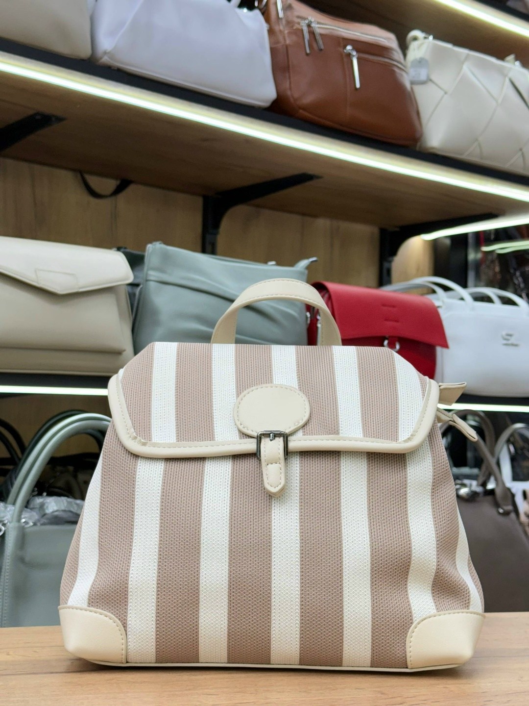 рюкзак,женские рюкзаки,рюкзаки рюкзаки,сумки рюкзаки,кожаные рюкзаки