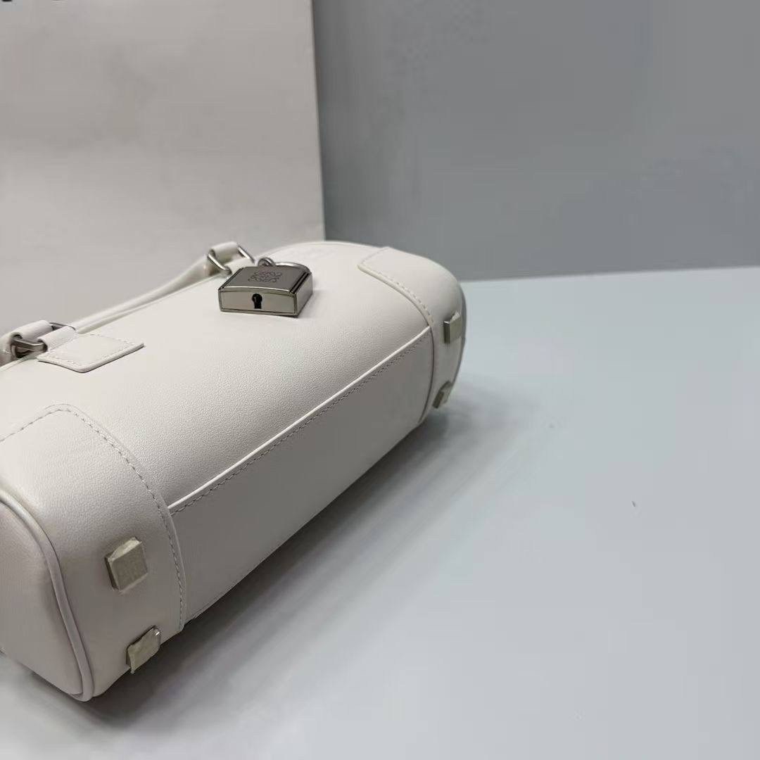 loewe сумка,сумка,сумка женская брендовая,сумки женская,модная сумка