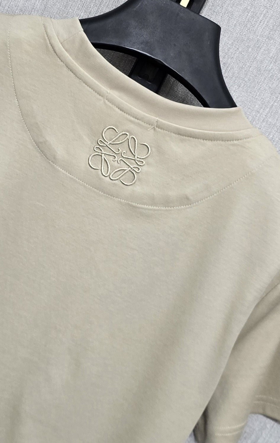 футболки мужские,футболка,футболки и майки,бежевая футболка,футболки женские мужские