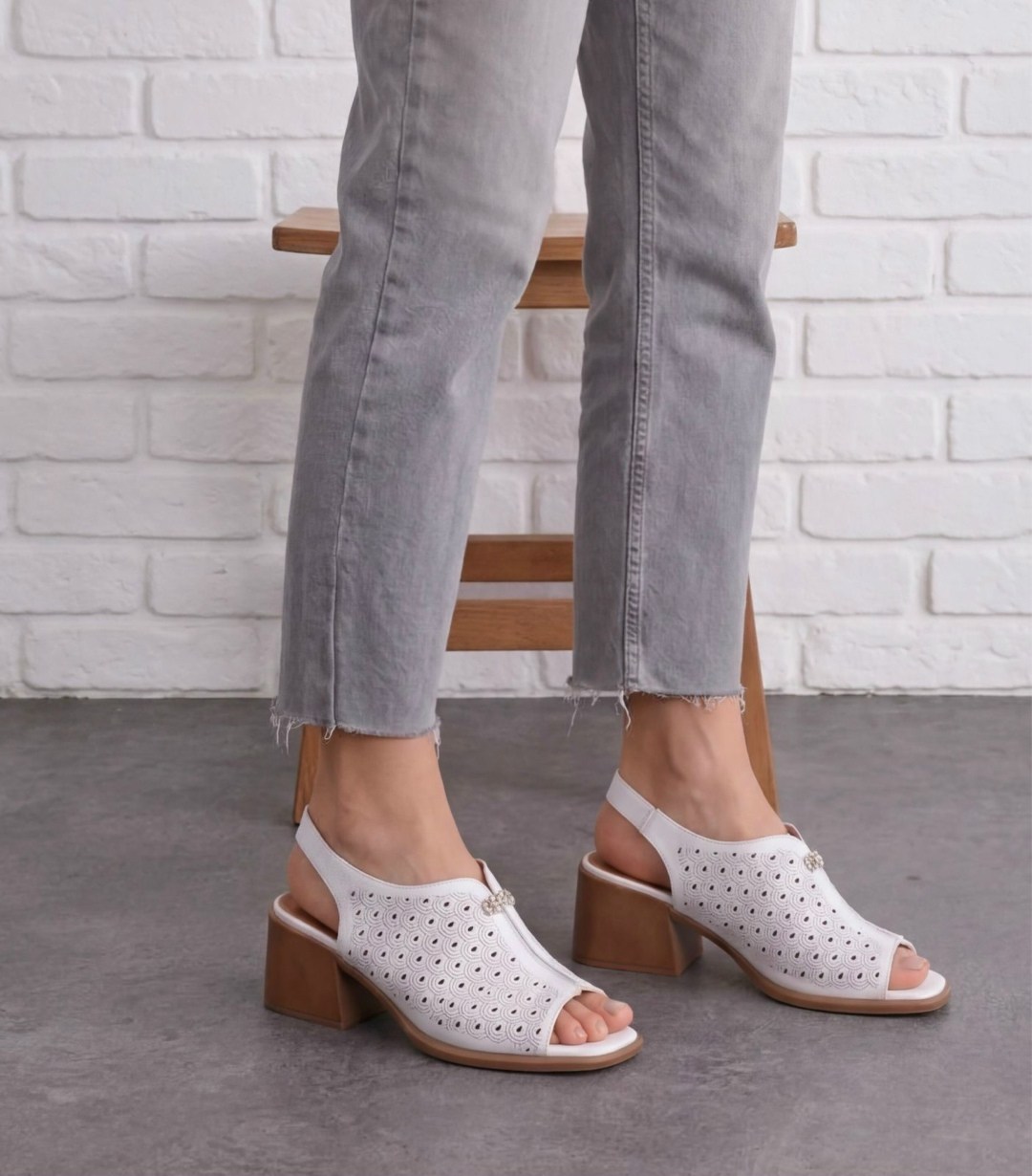 женские босоножки,босоножки с перфорацией,стильные босоножки,босоножки,босоножки женские летние