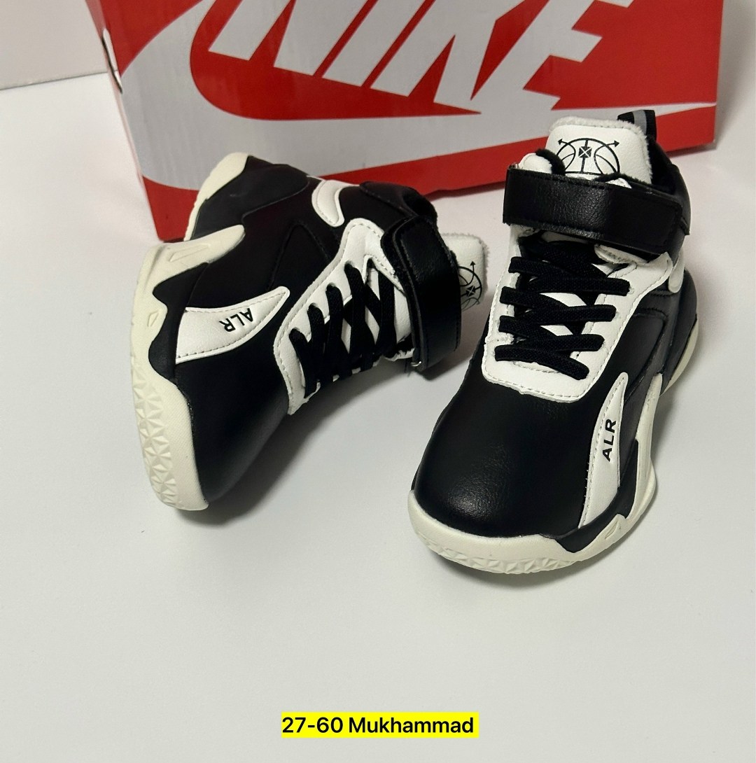 кроссовки,, спортивная,кроссовки мальчику,баскетбольная