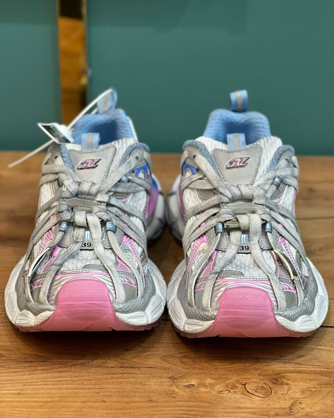 женские кроссовки balenciaga,кроссовки balenciaga 3xl женские,кроссовки balenciaga,кроссовки balenciaga runner,кроссовки balenciaga 3 xl