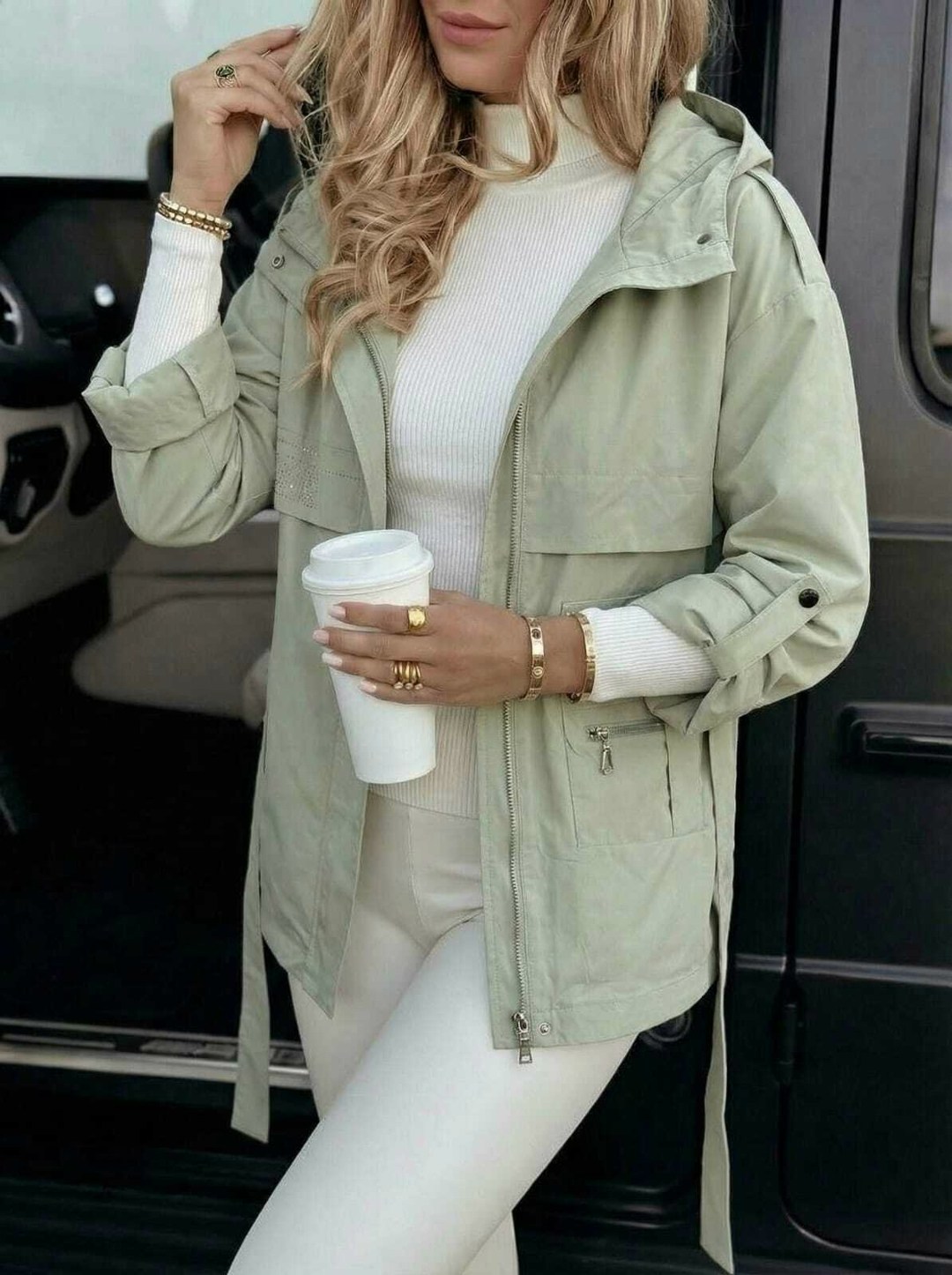 куртка женская,куртка модная,женская ветровка,молодежные куртки,легкая куртка