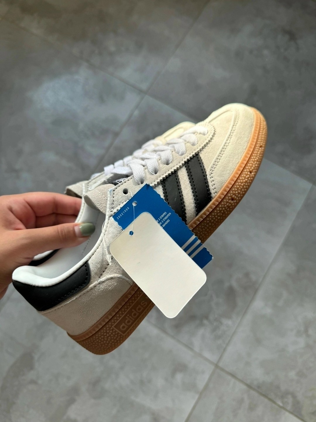 ,кроссовки adidas,кеды adidas spezial,кроссовки замша,кроссовки adidas spezial