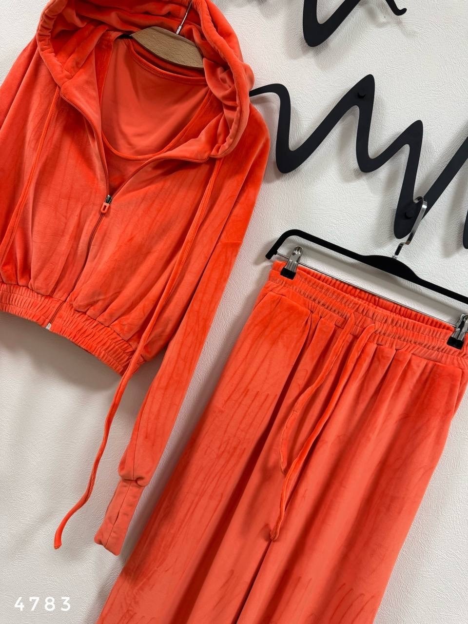 костюм велюровый спортивный,велюровый спортивный костюм женски,велюровый костюм,костюм спортивный женский,костюм велюровый женский