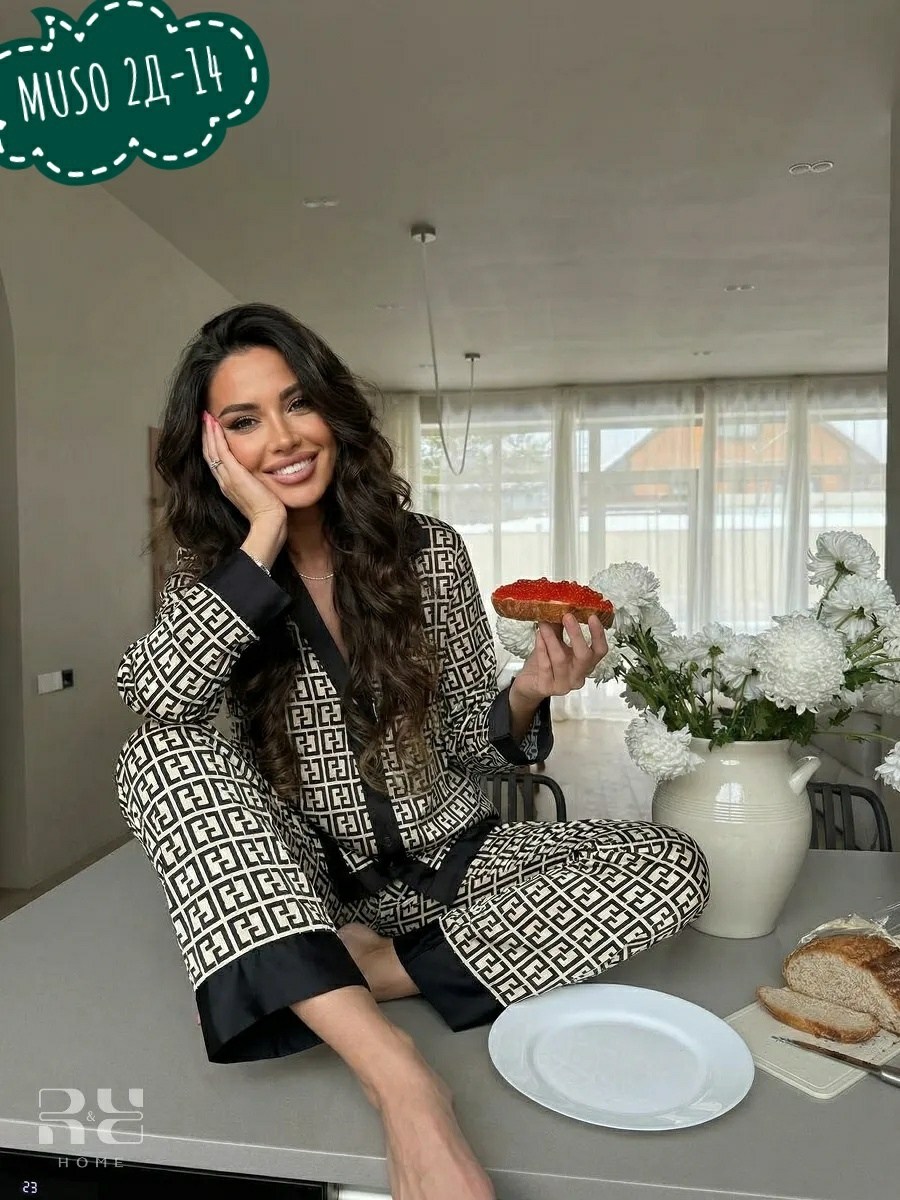 пижама шелковая фенди,пижама женская,пижама домашний костюм,пижама фенди,пижама со штанами шелковая одежда для дома vilenahomes