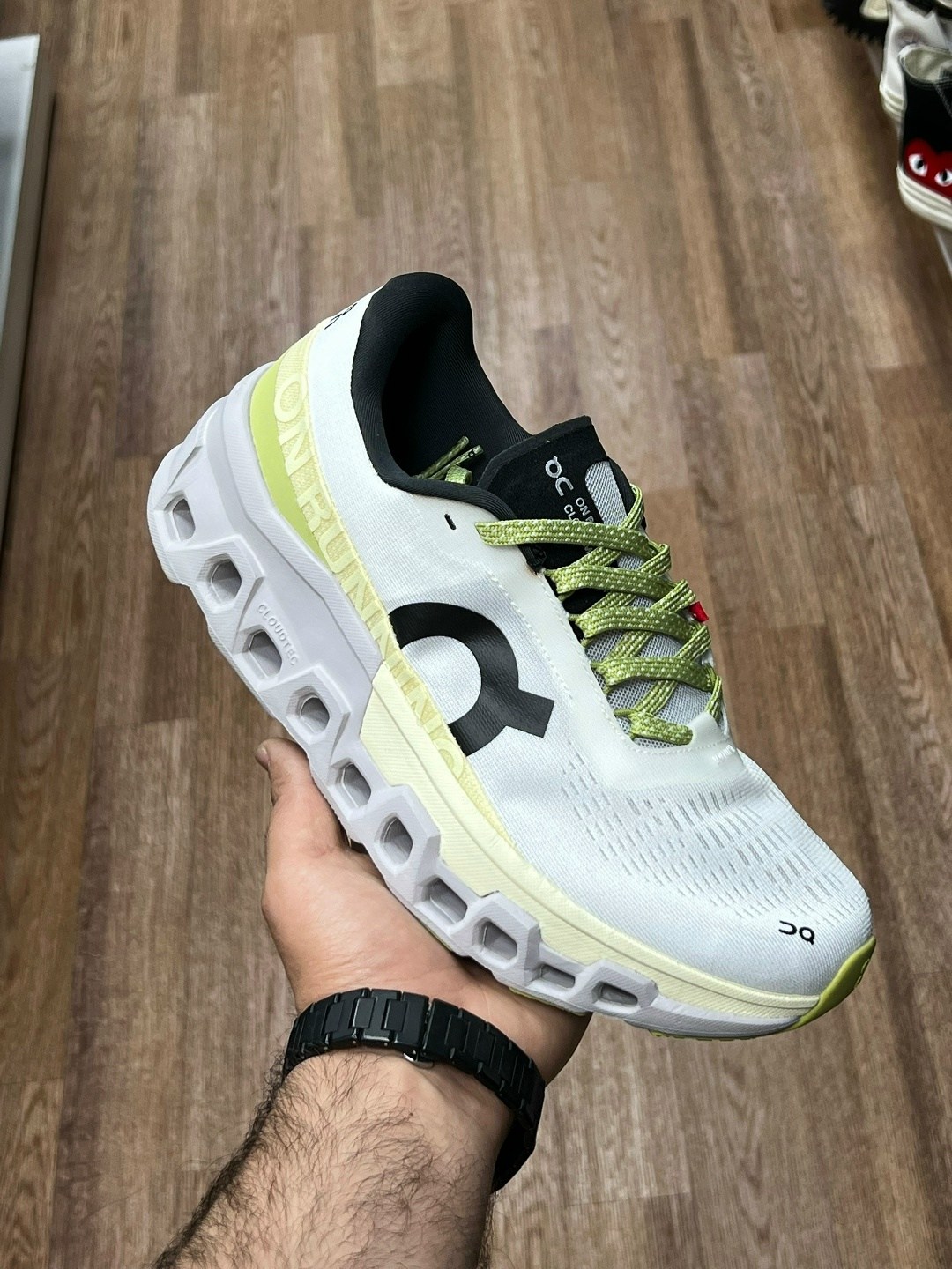 on cloudmonster кроссовки,кроссовки on cloudmonster белый,кроссовки on,кроссовки женскиe,дышащие кроссовки