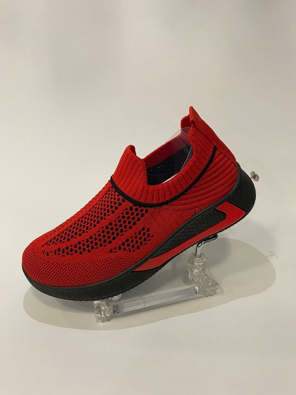 ,кроссовки мальчику, спортивная,спортивные кроссовки,кроссовка