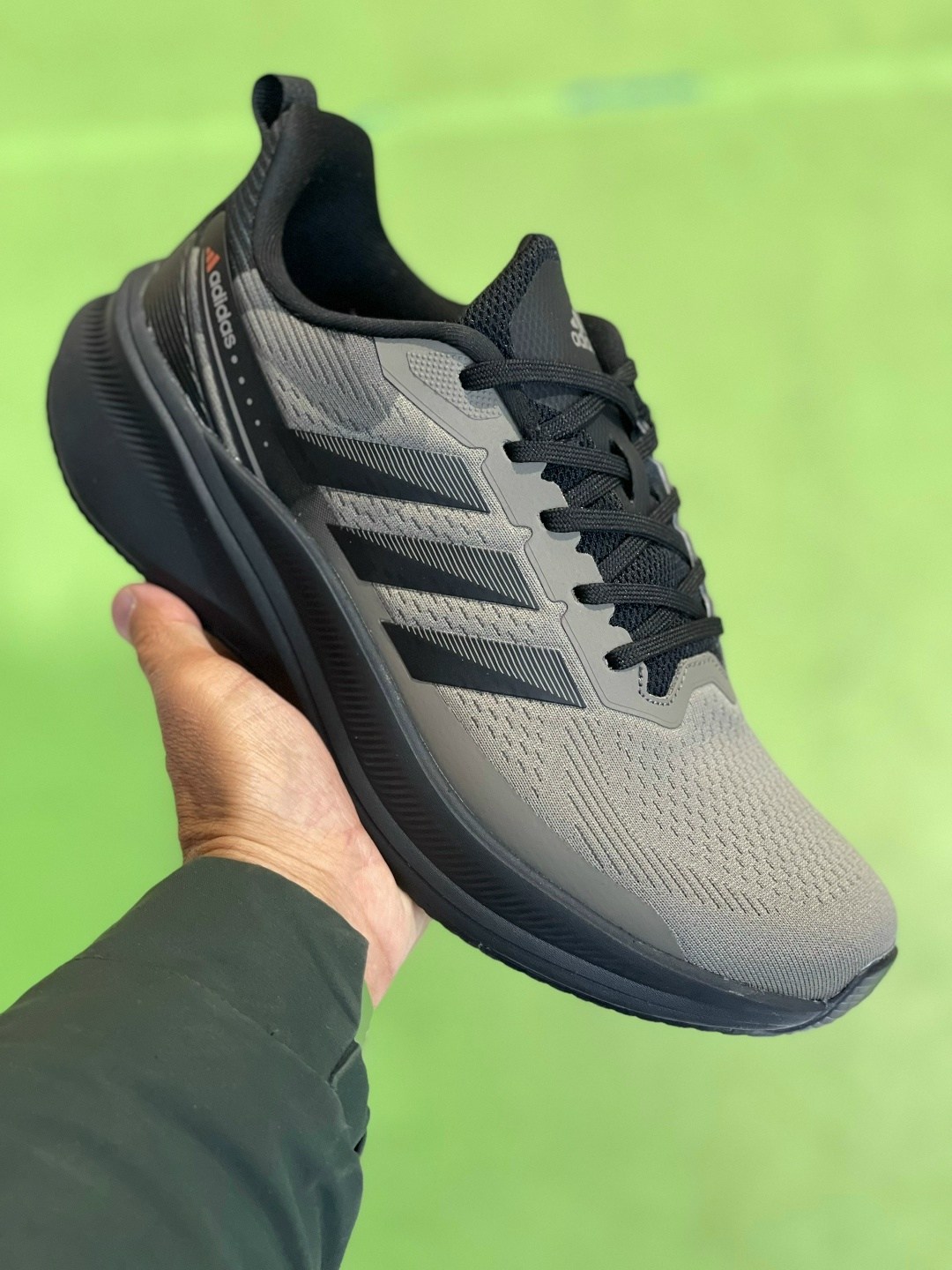 мужские кроссовки adidas,кроссовки adidas,кроссовки,кроссовки адидас дыши,кроссовки адидас новая коллекция 2026