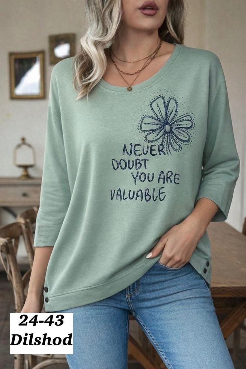 женская кофта,свитшот женская,трикотажный свитшот,повседневная кофта,кофта белая