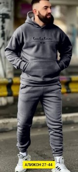 Костюм