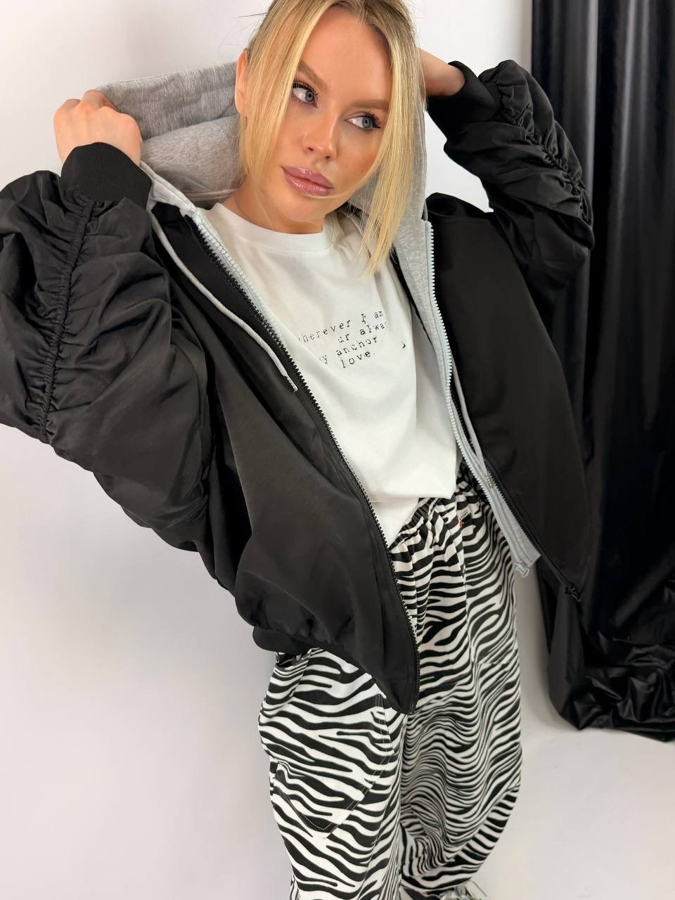 бомбер зара двусторонний,утепленный оверсайз бомбер,бомбер женский оверсайз,бомбер оверсайз,куртка бомбер