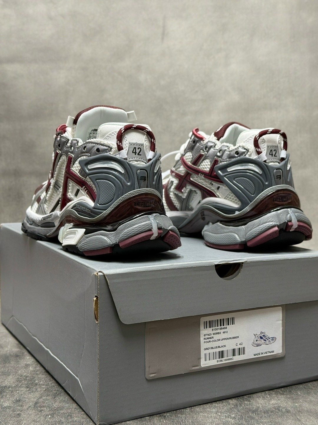 кампейн баленсиага,джастин бибер баленсиага,баленсиага кристобаль,кампейн баленсиага 2026,кроссовки balenciaga