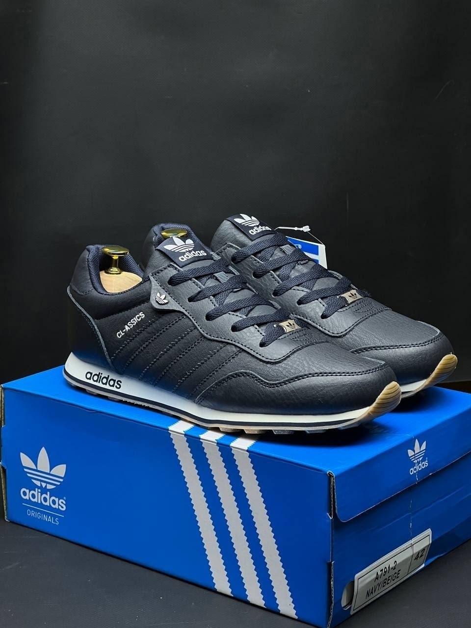 адидас кроссовки cl-assics,кроссовки мужские adidas,кроссовки адидас cl classic,кроссовки адидас мужские 2026,кроссовки adidas