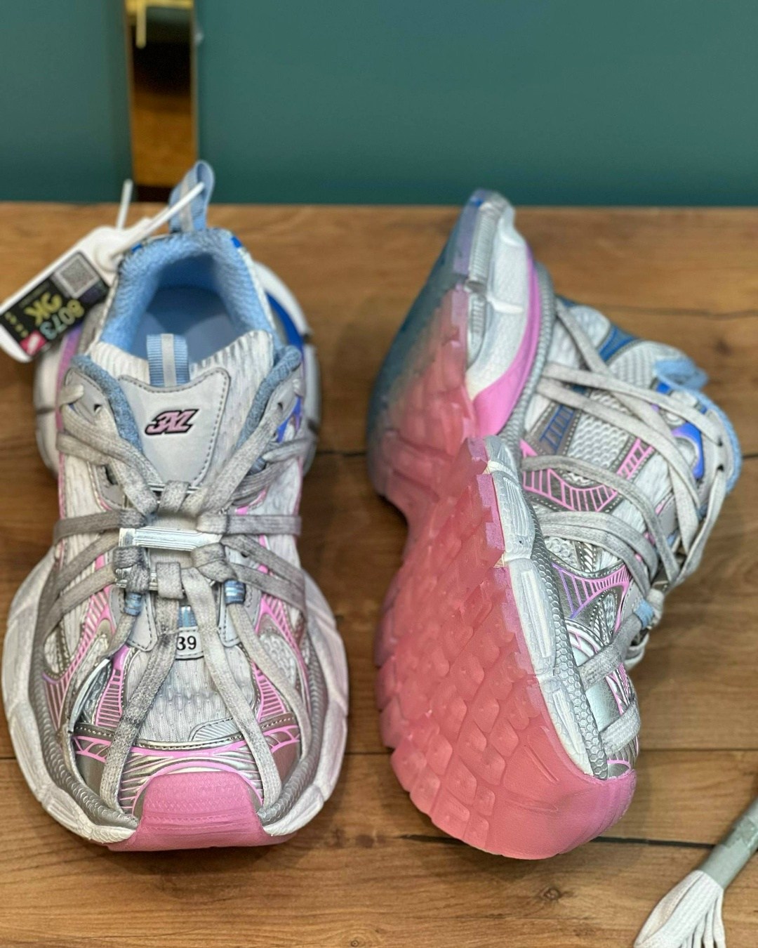 женские кроссовки balenciaga,кроссовки balenciaga 3xl женские,кроссовки balenciaga,кроссовки balenciaga runner,кроссовки balenciaga 3 xl