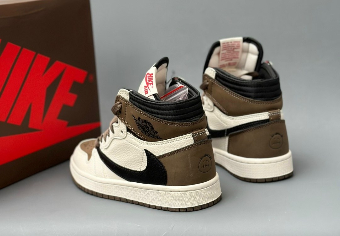 кроссовки nike air jordan 1 x travis scott цвет коричневый,кроссовки nike air jordan 1 x travis scott,nike air jordan 1 travis scott,jordan 1 travis scott,nike jordan cactus jack travis scott