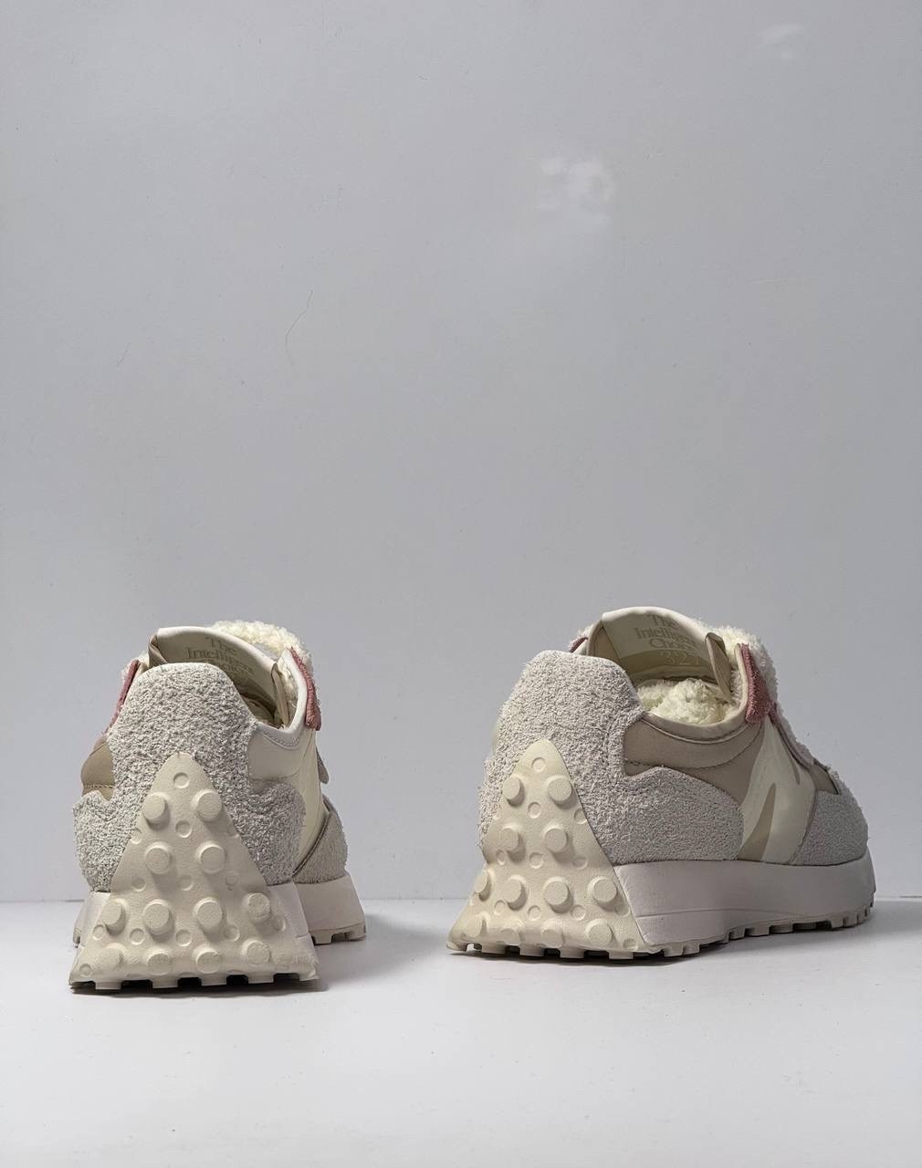 кроссовки new balance 327,кроссовки new balance,кроссовки,женские кроссовки new balance 327,кроссовки new balance ms 327